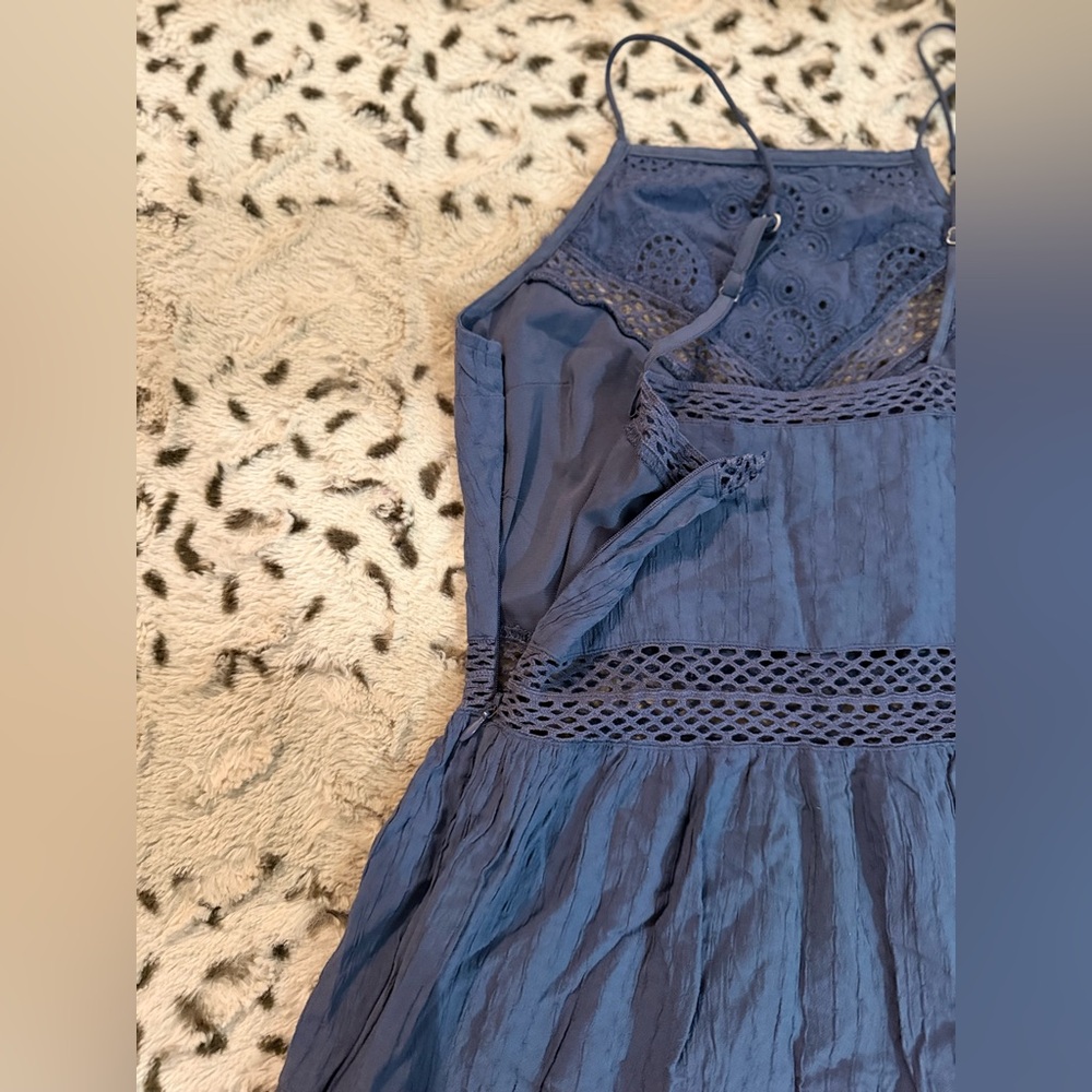 Abercrombie & Fitch Women’s Blue Tiered Lacey Floral Halter Sundress - Picture 5 of 9